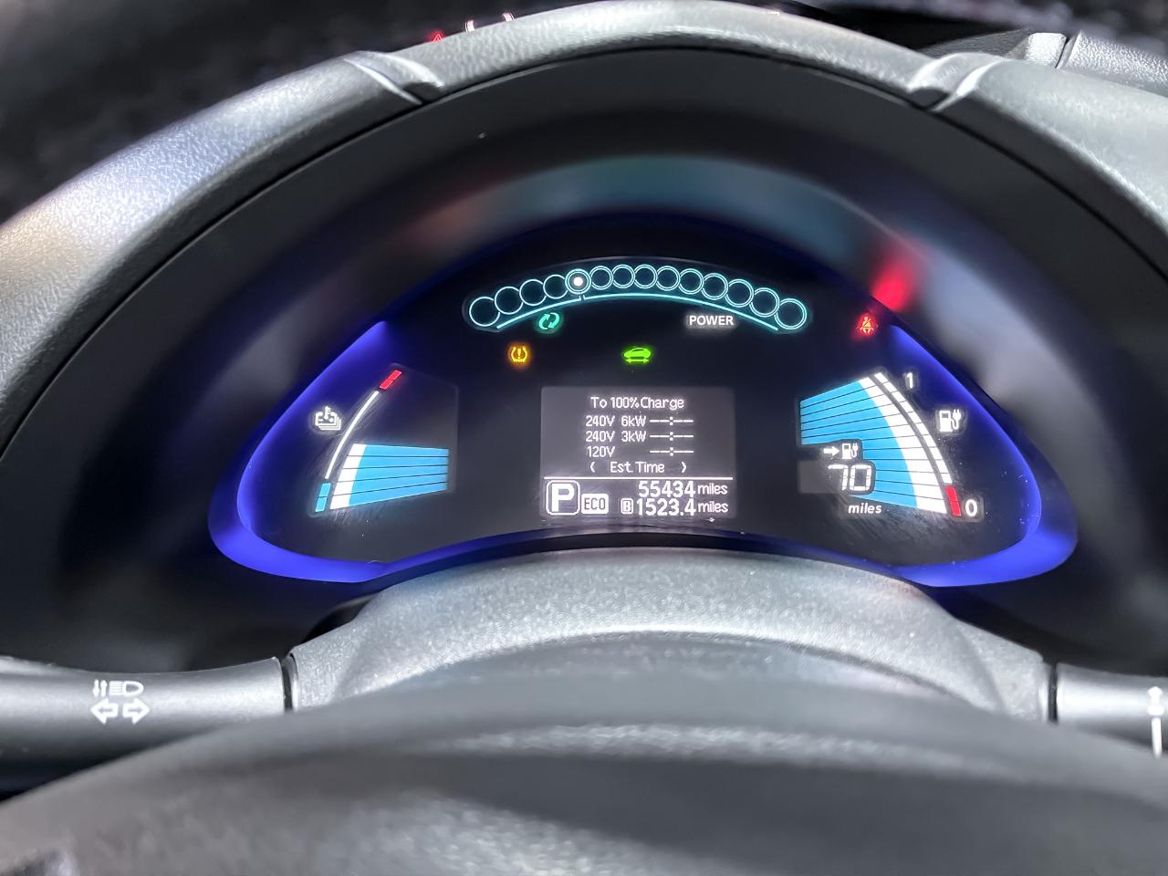 Nissan Leaf 4dr HB S 2015