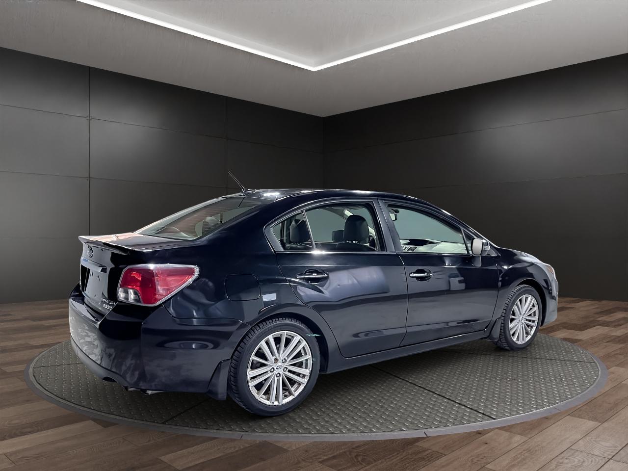 Subaru Impreza Sedan 4dr CVT 2.0i Limited 2015