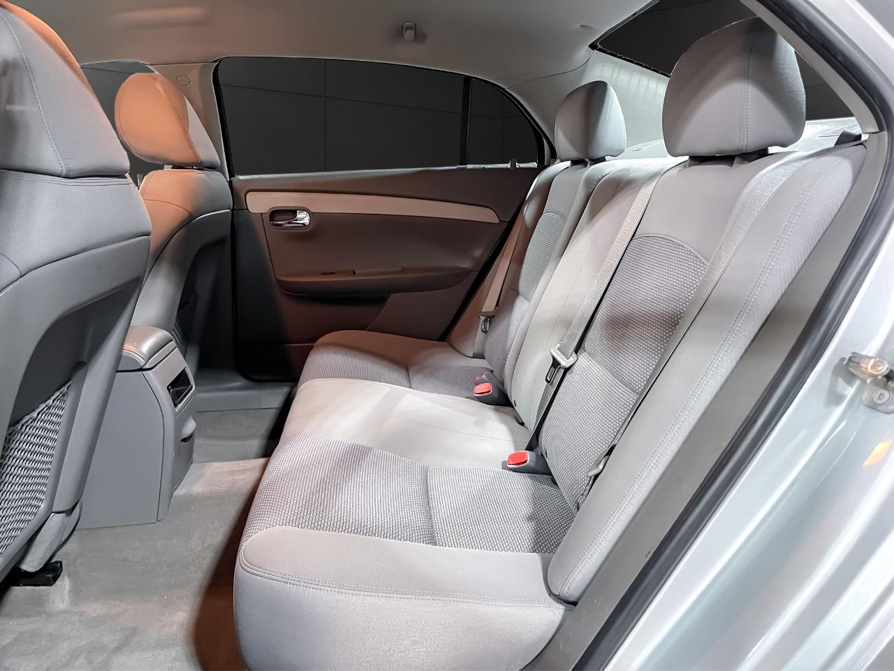 Chevrolet Malibu 4dr Sdn LS w/1LS 2011