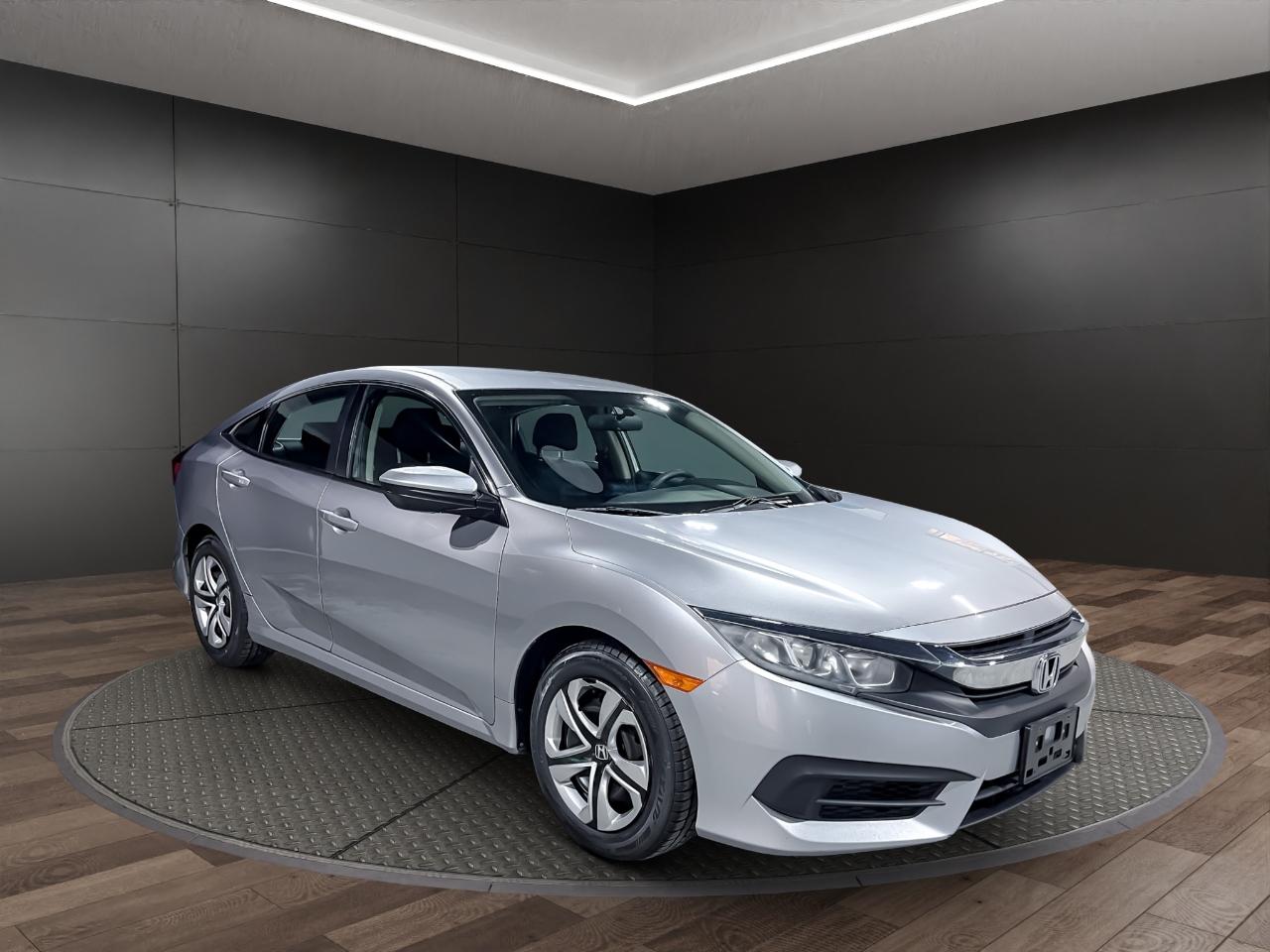 Honda Civic Sedan LX Manual 2017