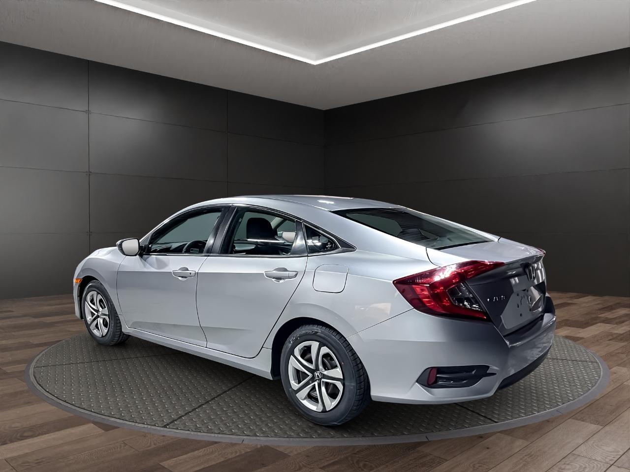 Honda Civic Sedan LX Manual 2017