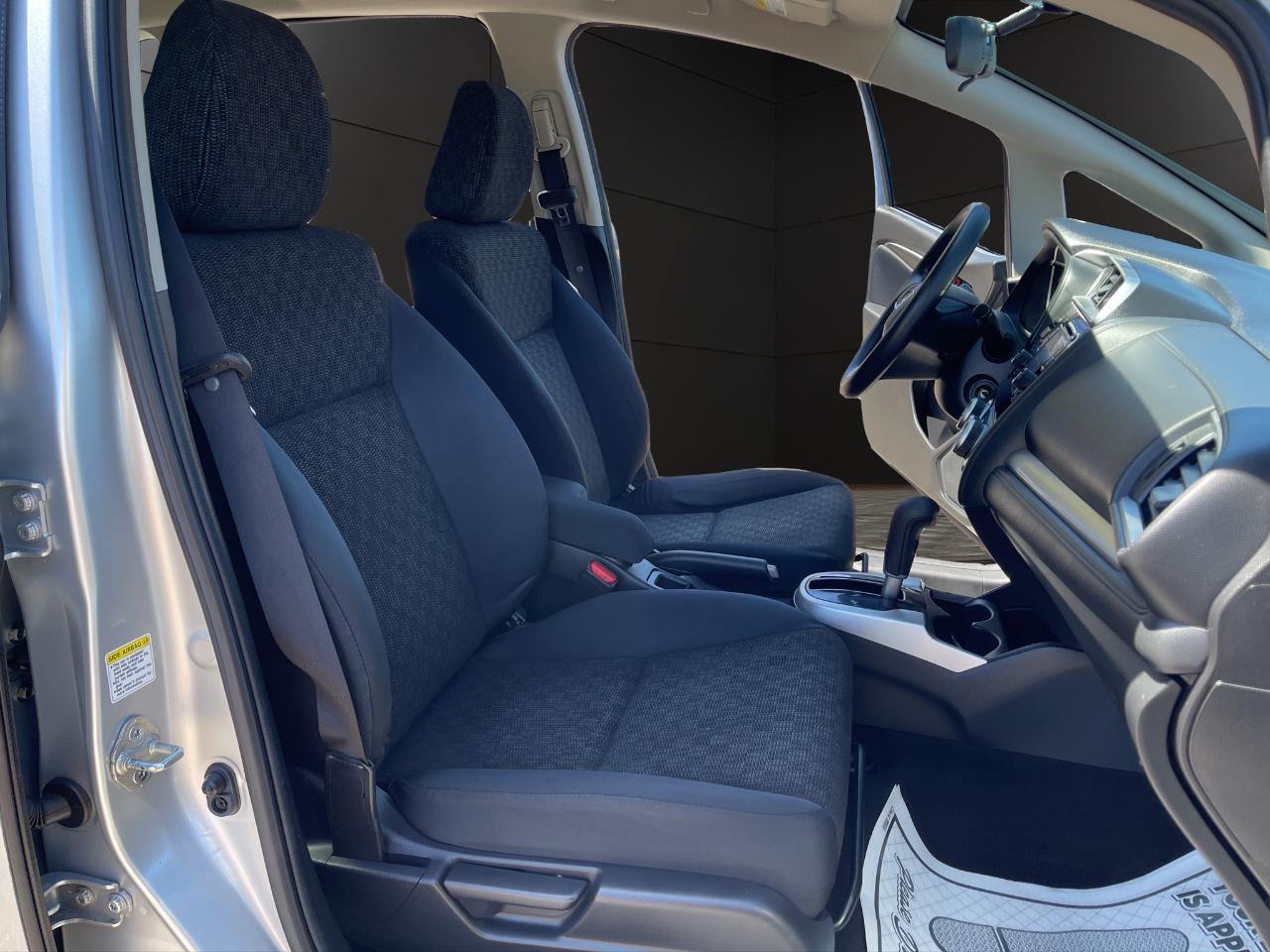 Honda Fit 5dr HB CVT LX 2016