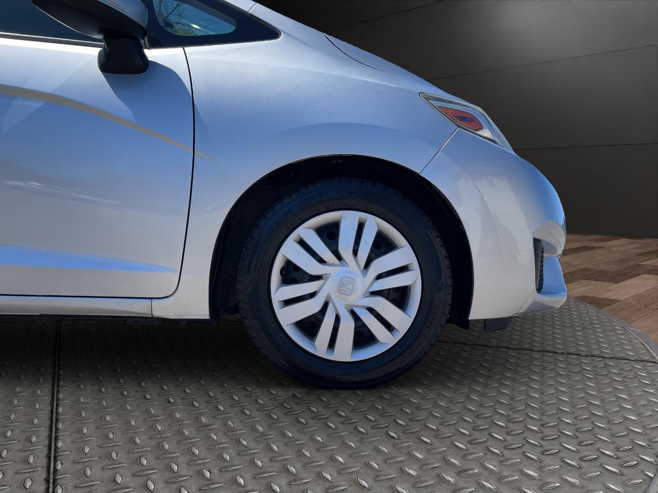 Honda Fit 5dr HB CVT LX 2016