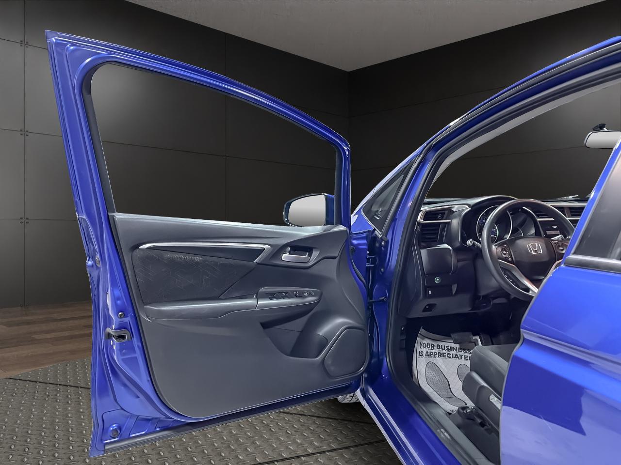 Honda Fit 5dr HB CVT EX 2016