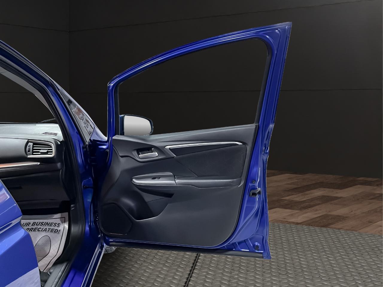 Honda Fit 5dr HB CVT EX 2016