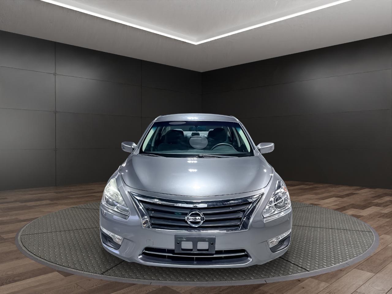 Nissan Altima 4dr Sdn I4 2.5 S 2015