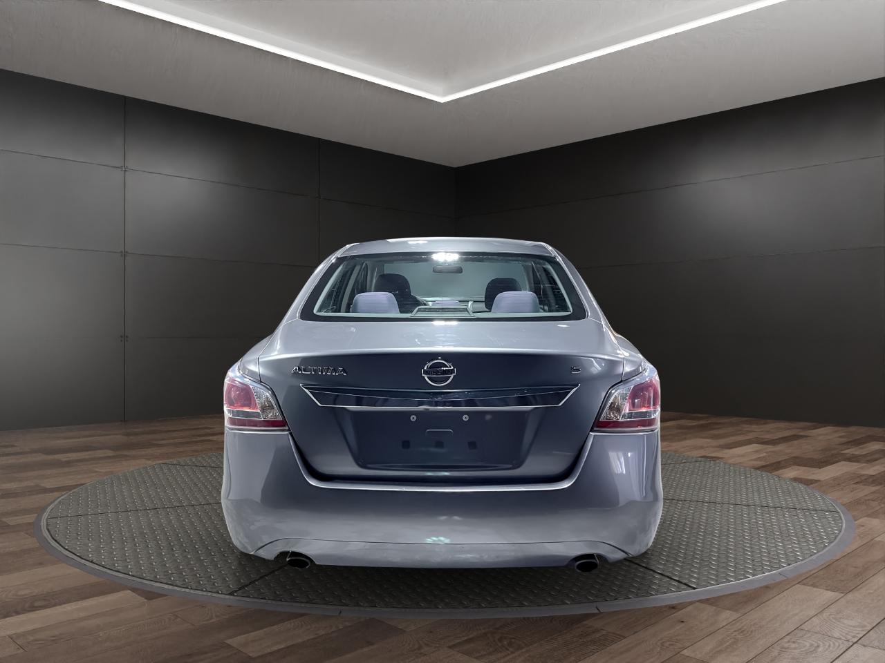 Nissan Altima 4dr Sdn I4 2.5 S 2015