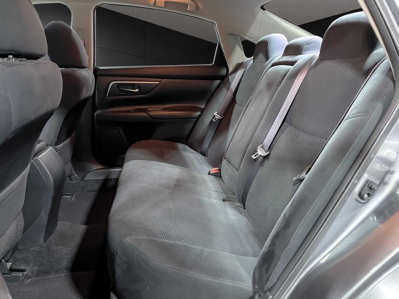 Nissan Altima 4dr Sdn I4 2.5 S 2015