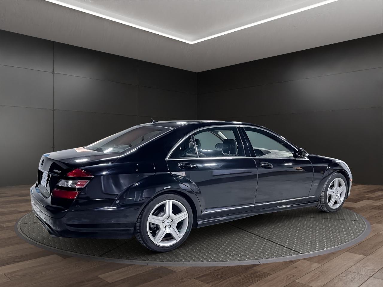 Mercedes-Benz S-Class 4dr Sdn 5.5L V8 4MATIC 2008