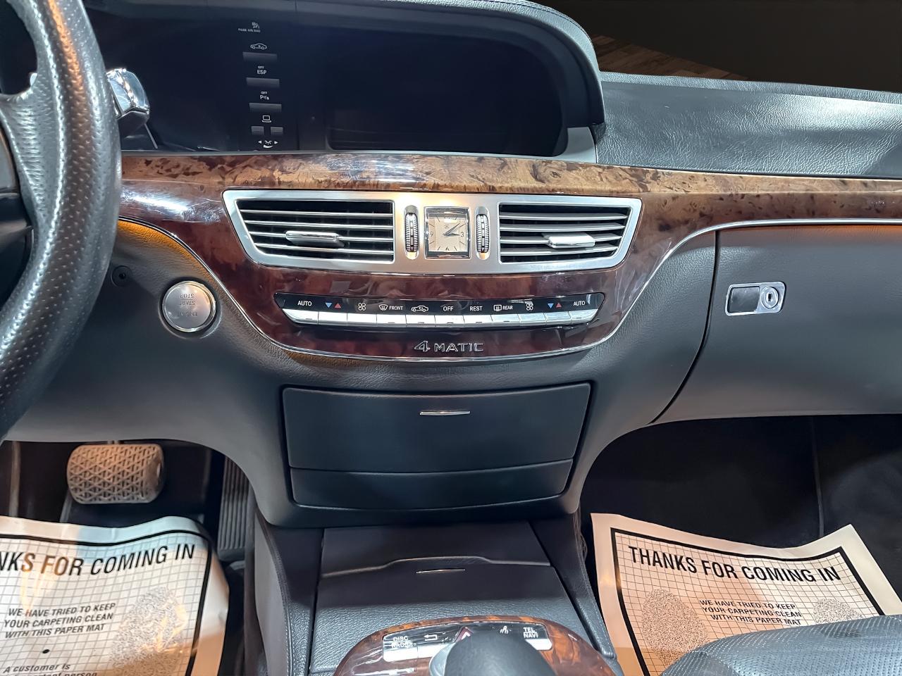 Mercedes-Benz S-Class 4dr Sdn 5.5L V8 4MATIC 2008