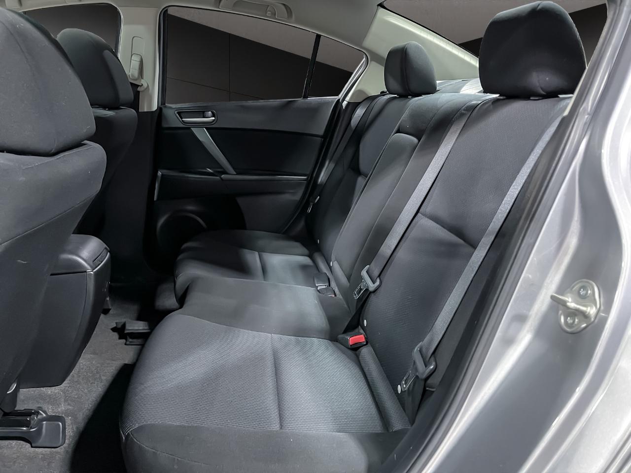 Mazda MAZDA3 4dr Sdn Man i Touring 2010