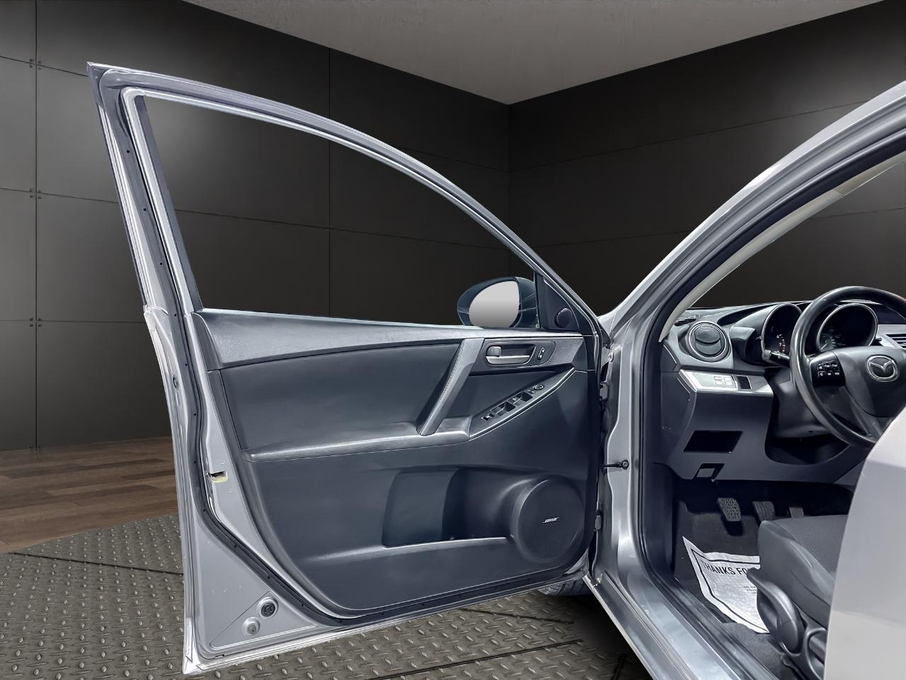 Mazda MAZDA3 4dr Sdn Man i Touring 2010