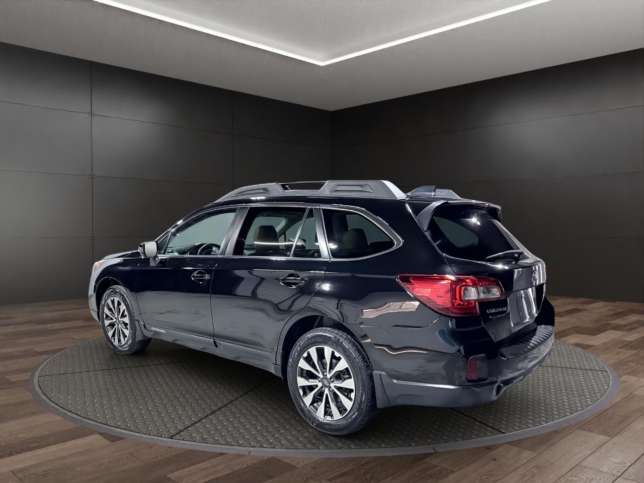 Subaru Outback 4dr Wgn 2.5i Limited 2016