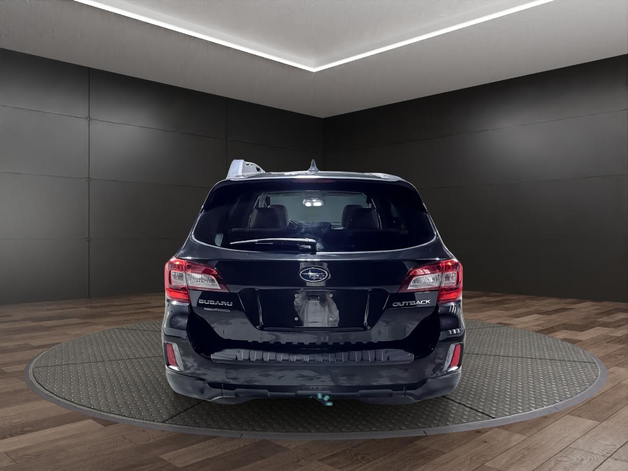 Subaru Outback 4dr Wgn 2.5i Limited 2016