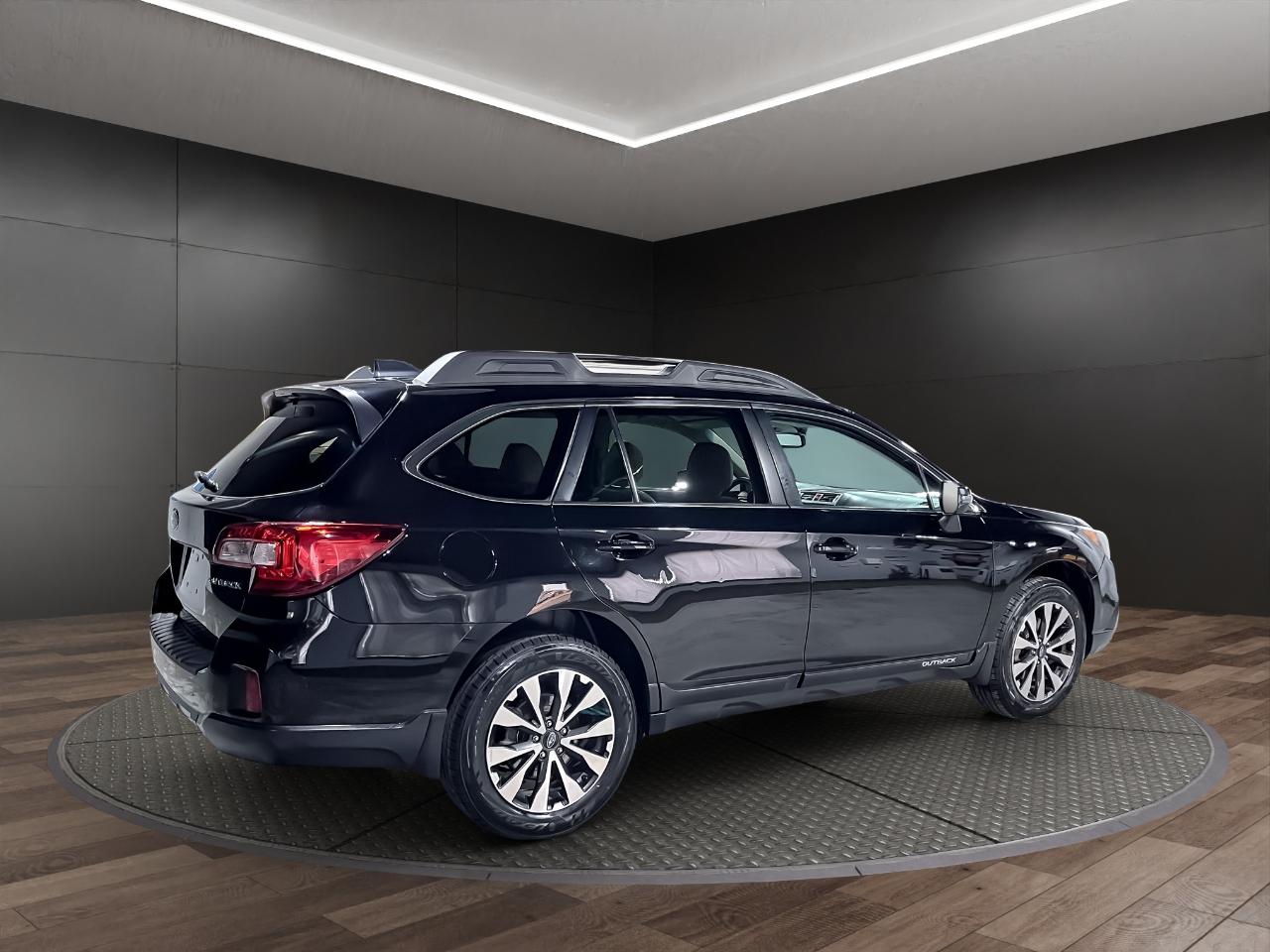 Subaru Outback 4dr Wgn 2.5i Limited 2016