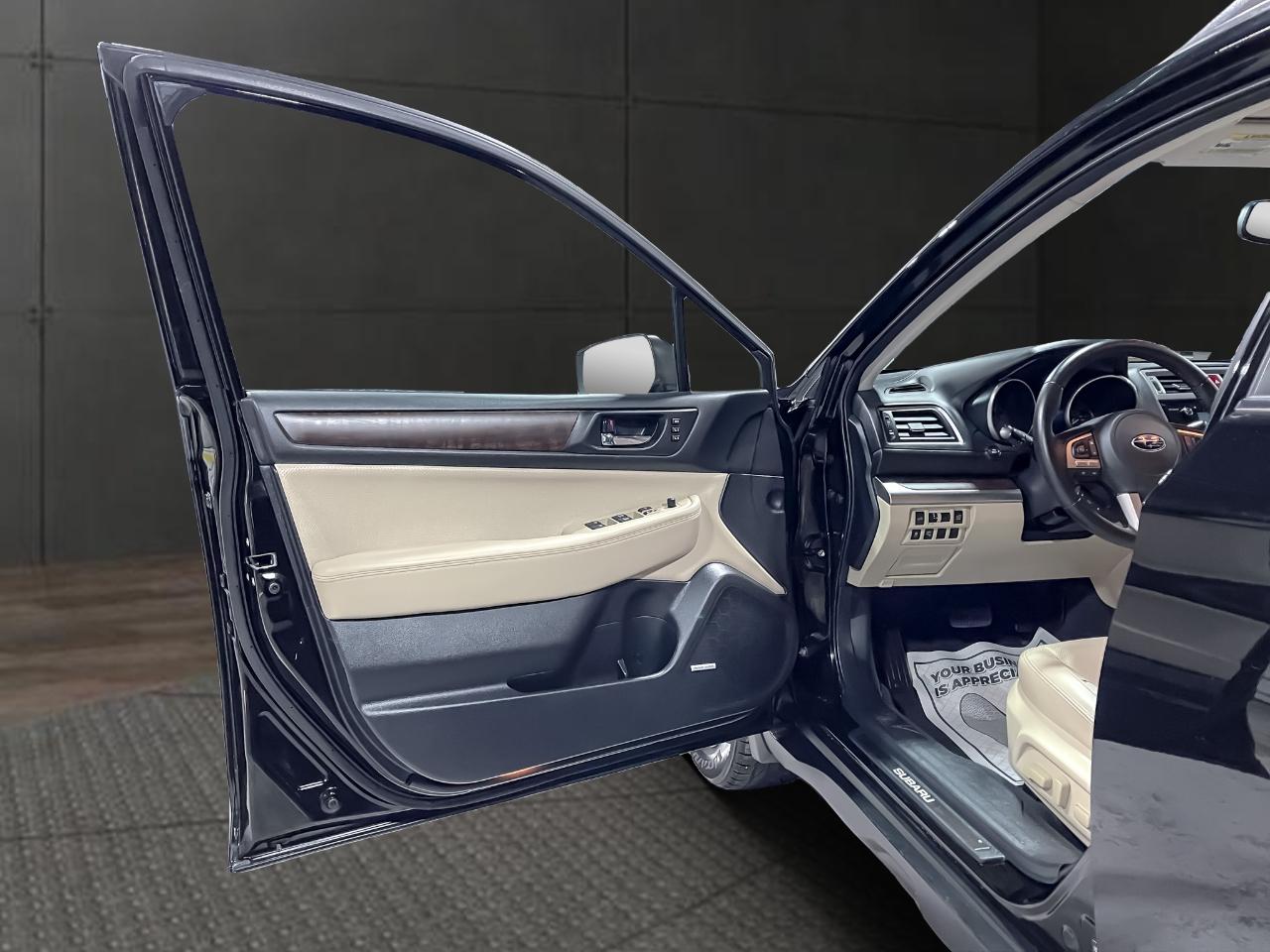 Subaru Outback 4dr Wgn 2.5i Limited 2016