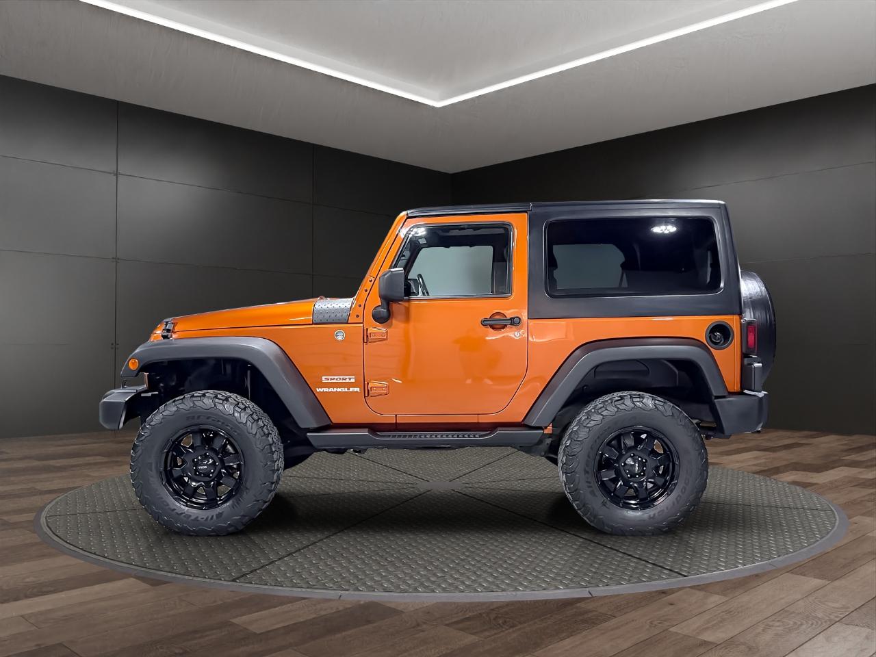 Jeep Wrangler 4WD 2dr Sport 2011