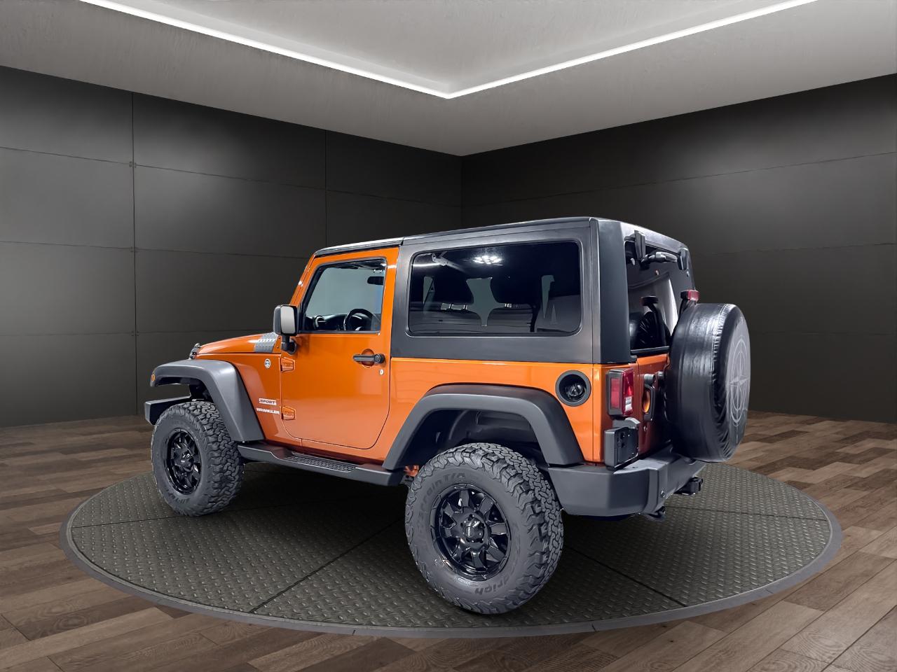 Jeep Wrangler 4WD 2dr Sport 2011