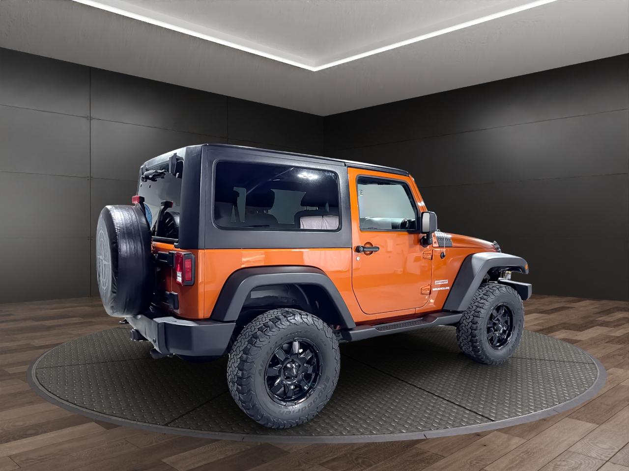 Jeep Wrangler 4WD 2dr Sport 2011