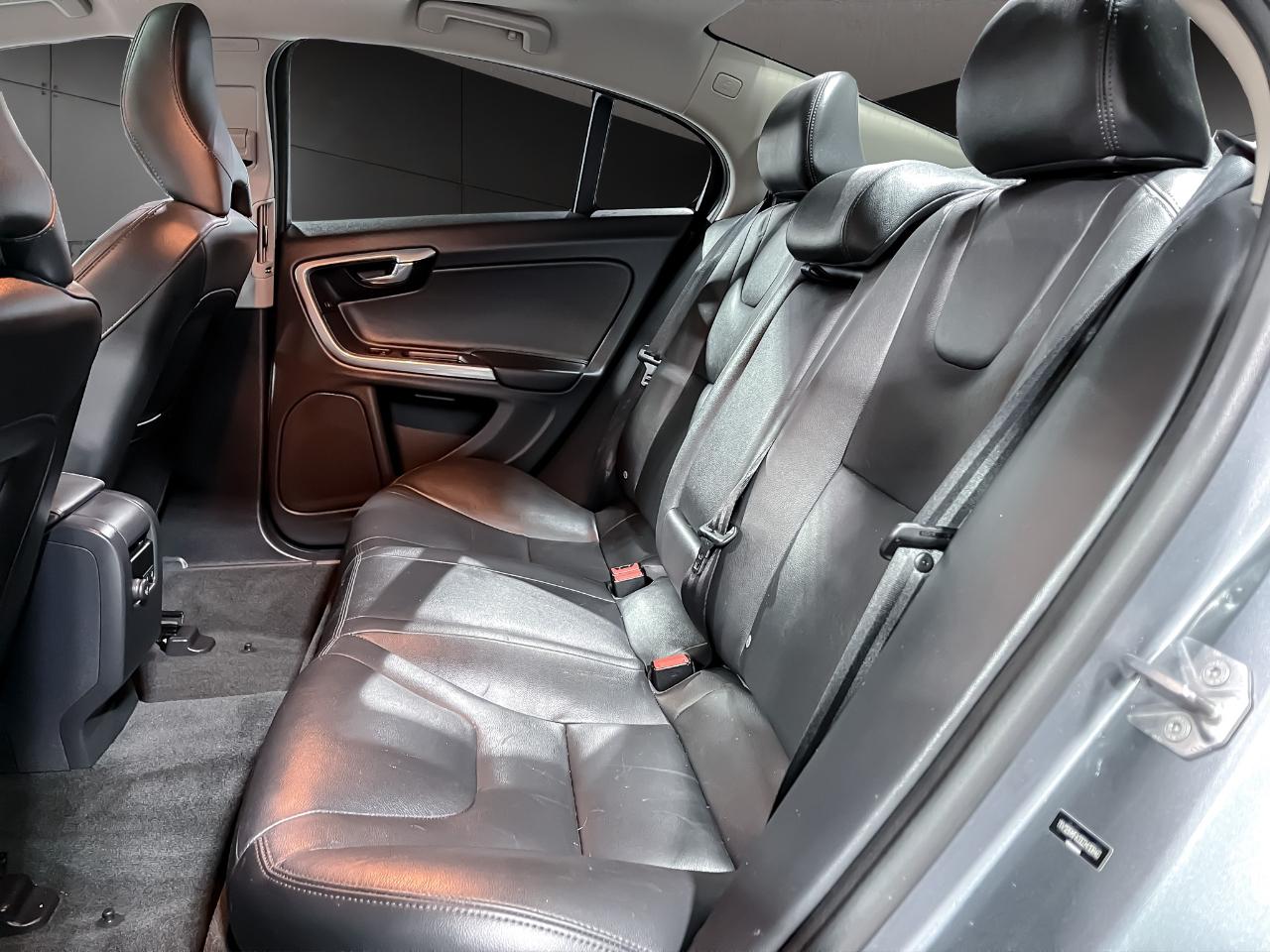 Volvo S60 4dr Sdn T5 Drive-E Premier FWD 2016