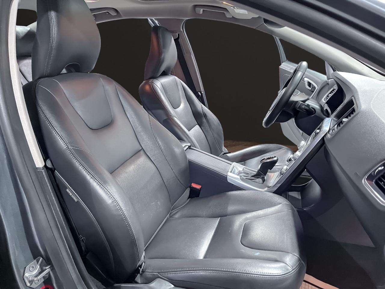 Volvo S60 4dr Sdn T5 Drive-E Premier FWD 2016