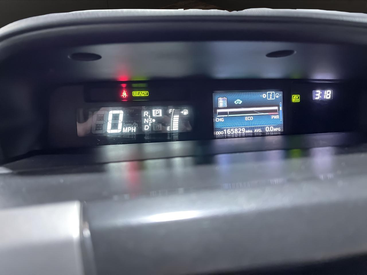 Toyota Prius V 5dr Wgn Three (Natl) 2016