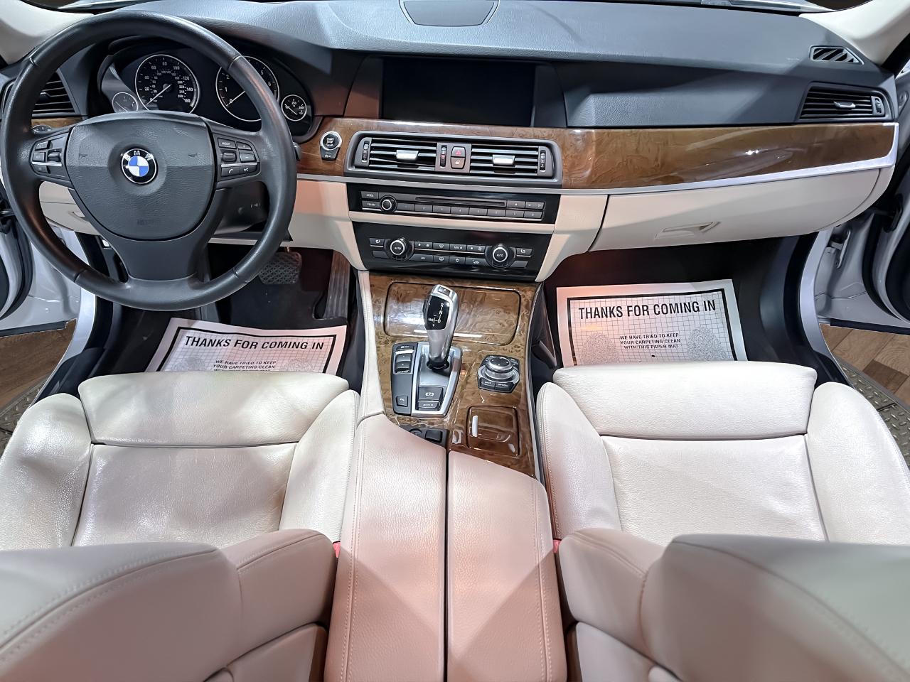 BMW 5 Series 4dr Sdn 528i RWD 2012