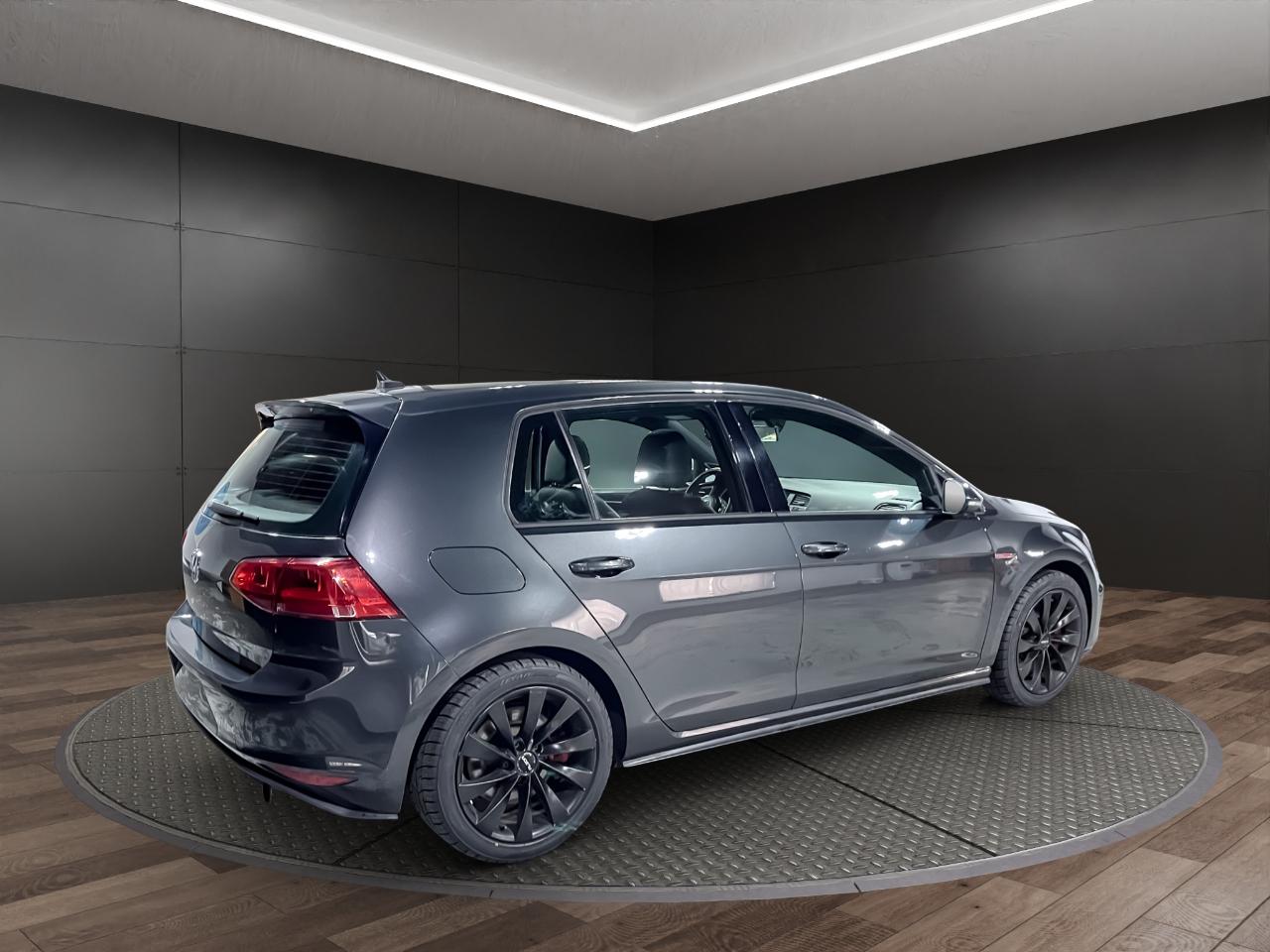 Volkswagen Golf GTI 4dr HB Man S w/Performance Pkg 2015