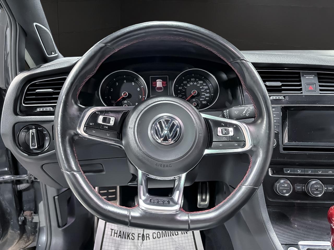 Volkswagen Golf GTI 4dr HB Man S w/Performance Pkg 2015