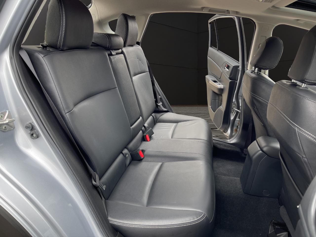 Subaru XV Crosstrek Hybrid 5dr Touring 2015