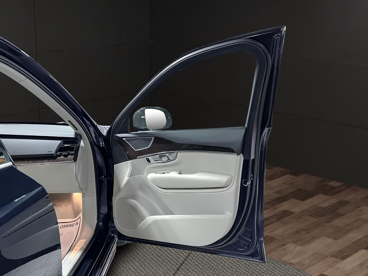 Volvo XC90 AWD 4dr T6 Momentum 2016