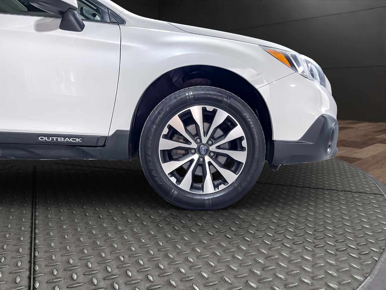 Subaru Outback 4dr Wgn 2.5i Limited PZEV 2016
