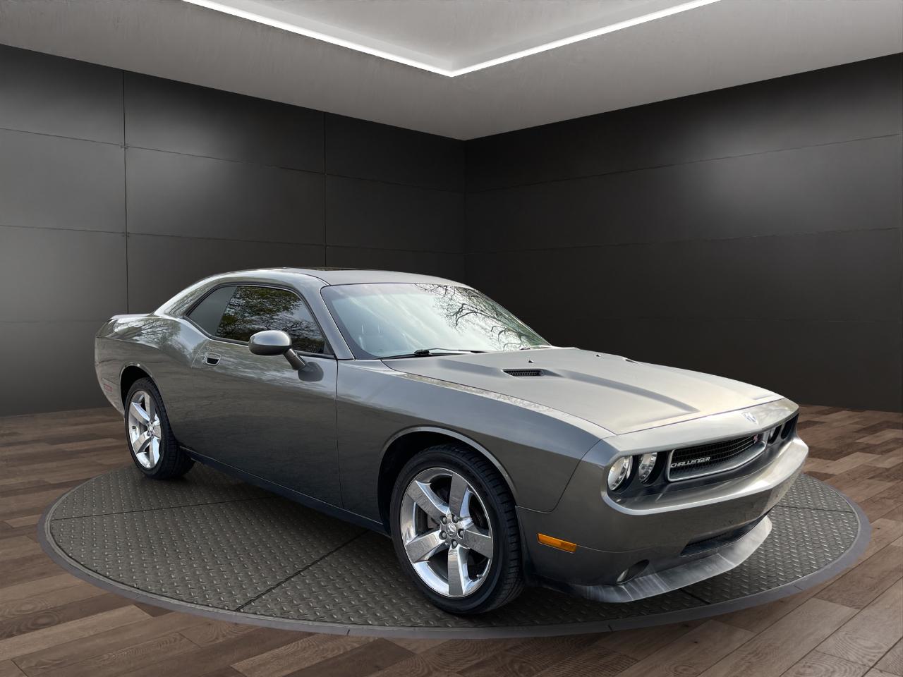 Dodge Challenger 2dr Cpe R/T 2009