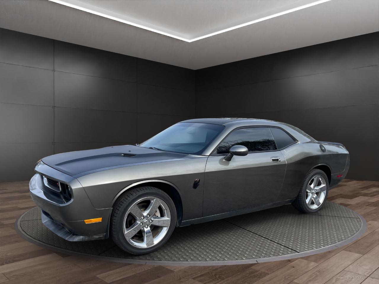 Dodge Challenger 2dr Cpe R/T 2009