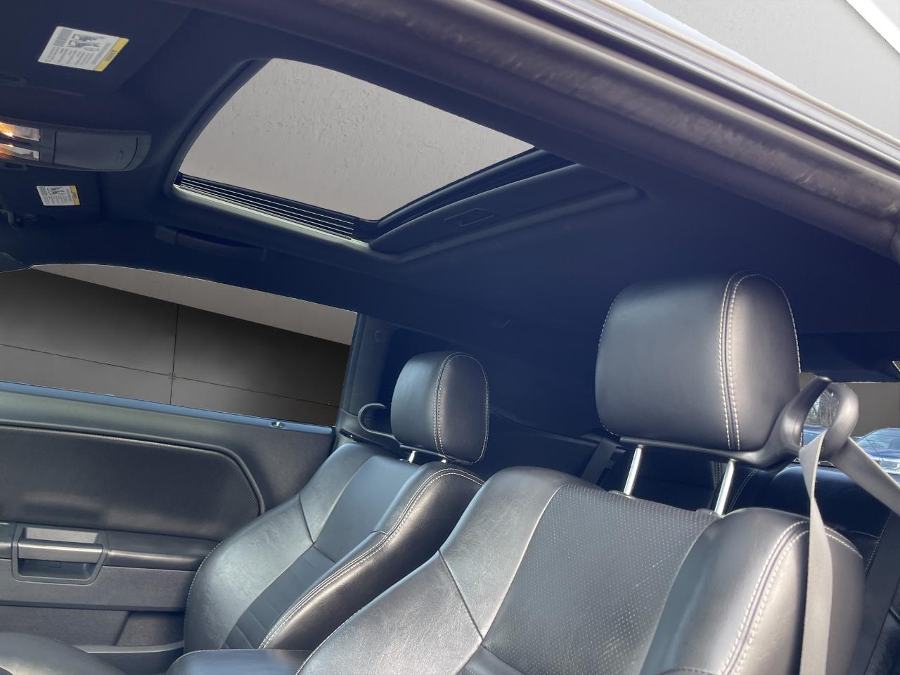 Dodge Challenger 2dr Cpe R/T 2009