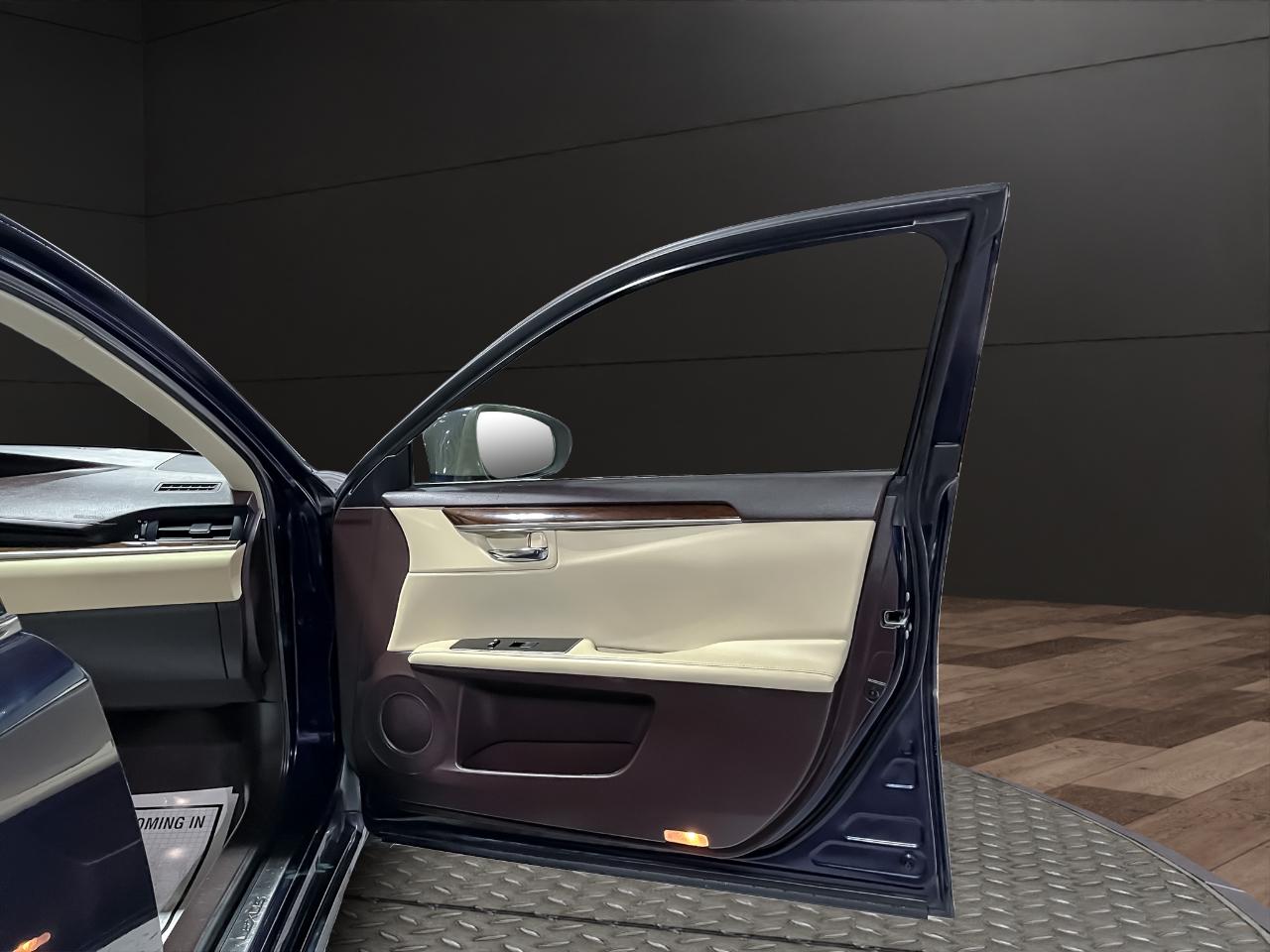 Lexus ES ES 350 FWD 2018