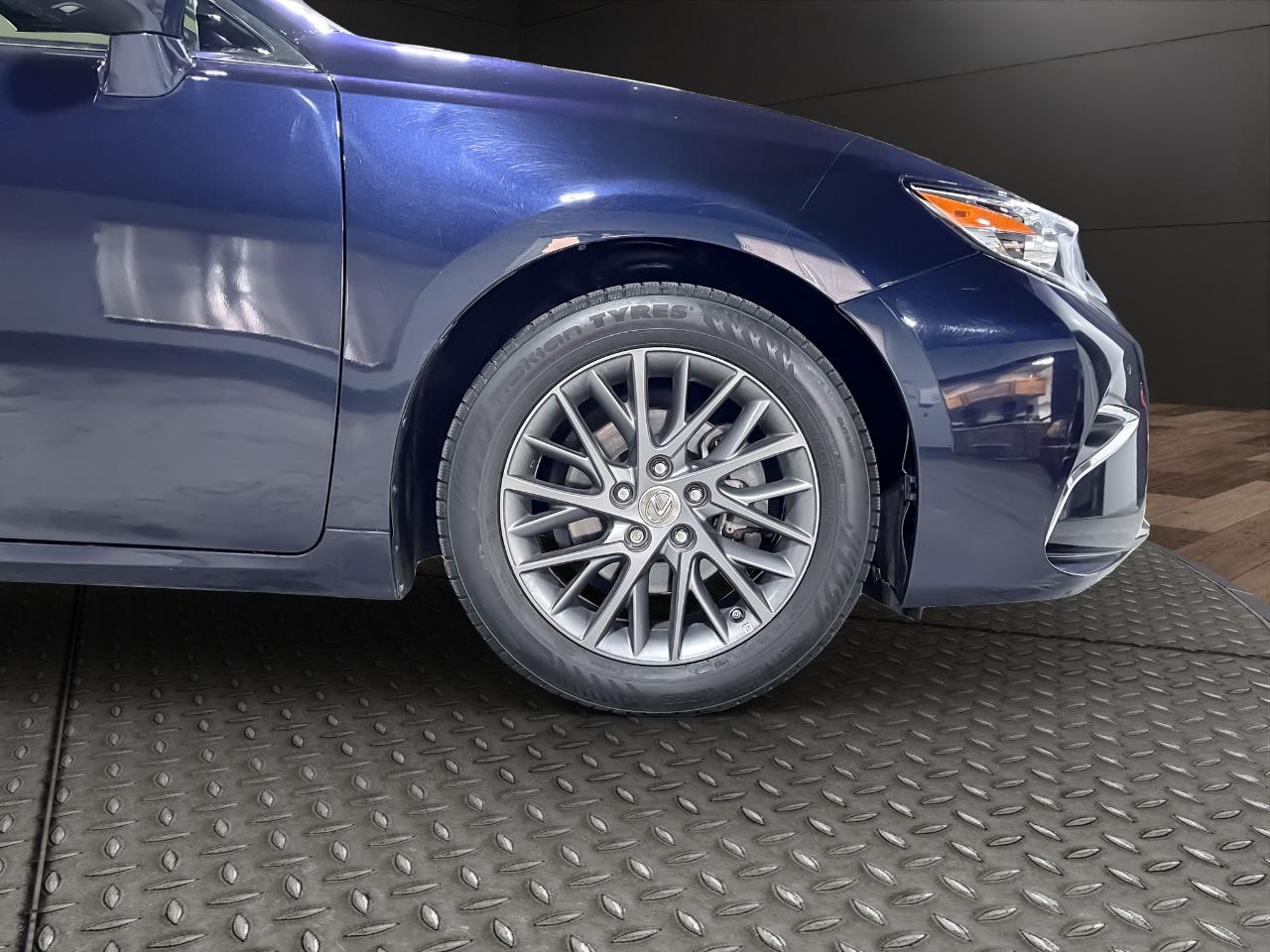 Lexus ES ES 350 FWD 2018