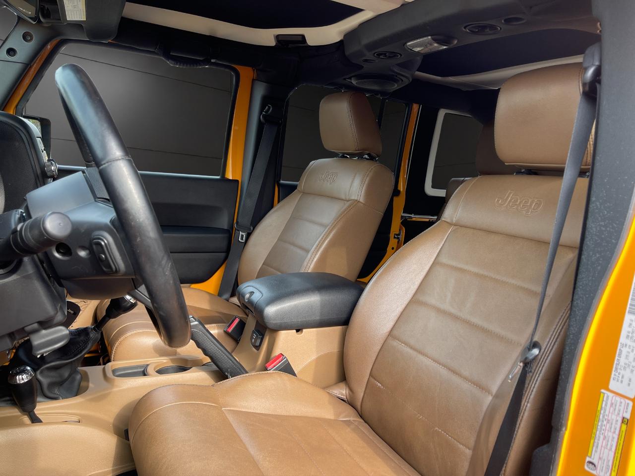 Jeep Wrangler Unlimited 4WD 4dr Rubicon 2012