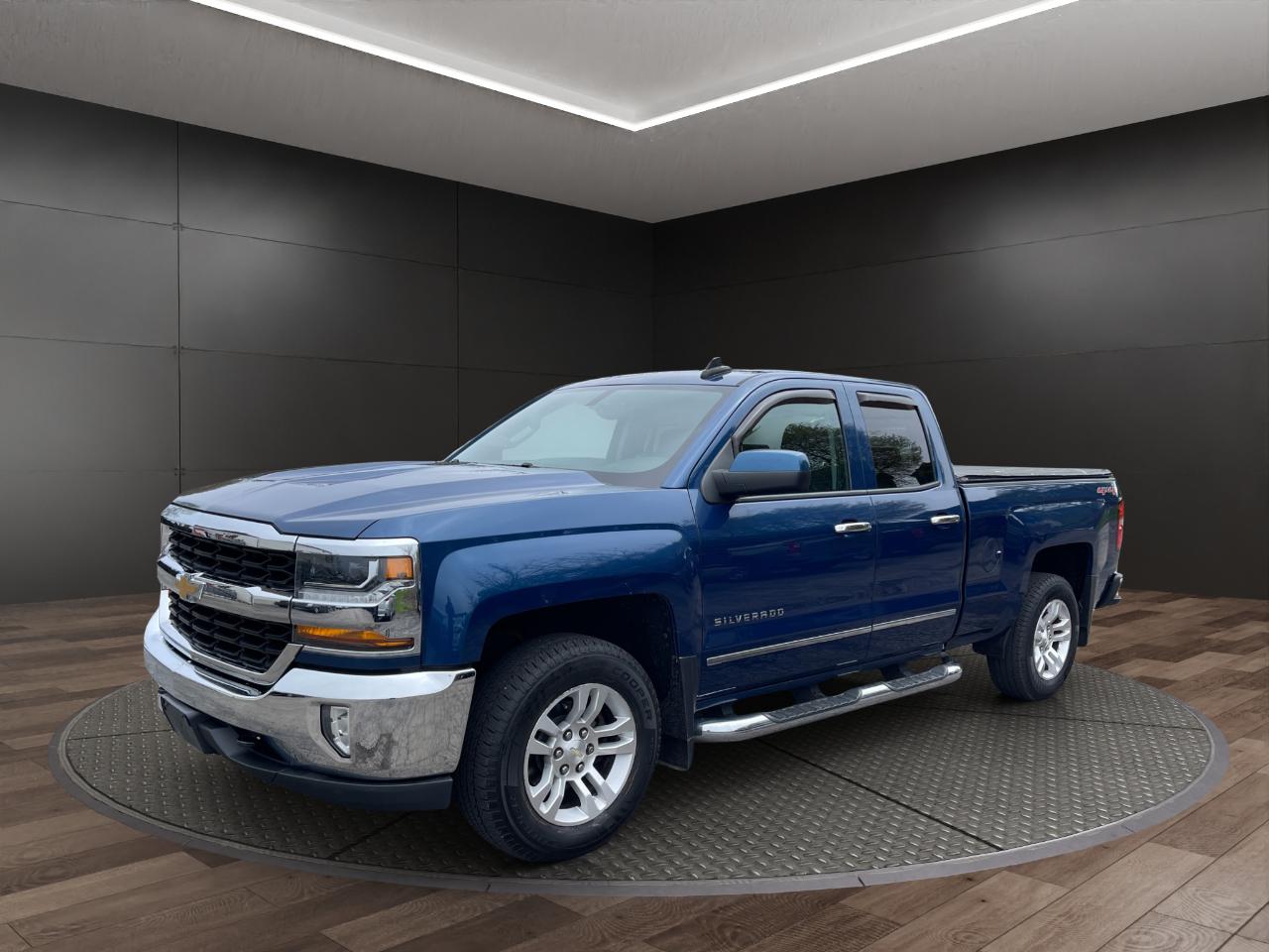 Chevrolet Silverado 1500 4WD Double Cab 143.5" LT w/1LT 2017