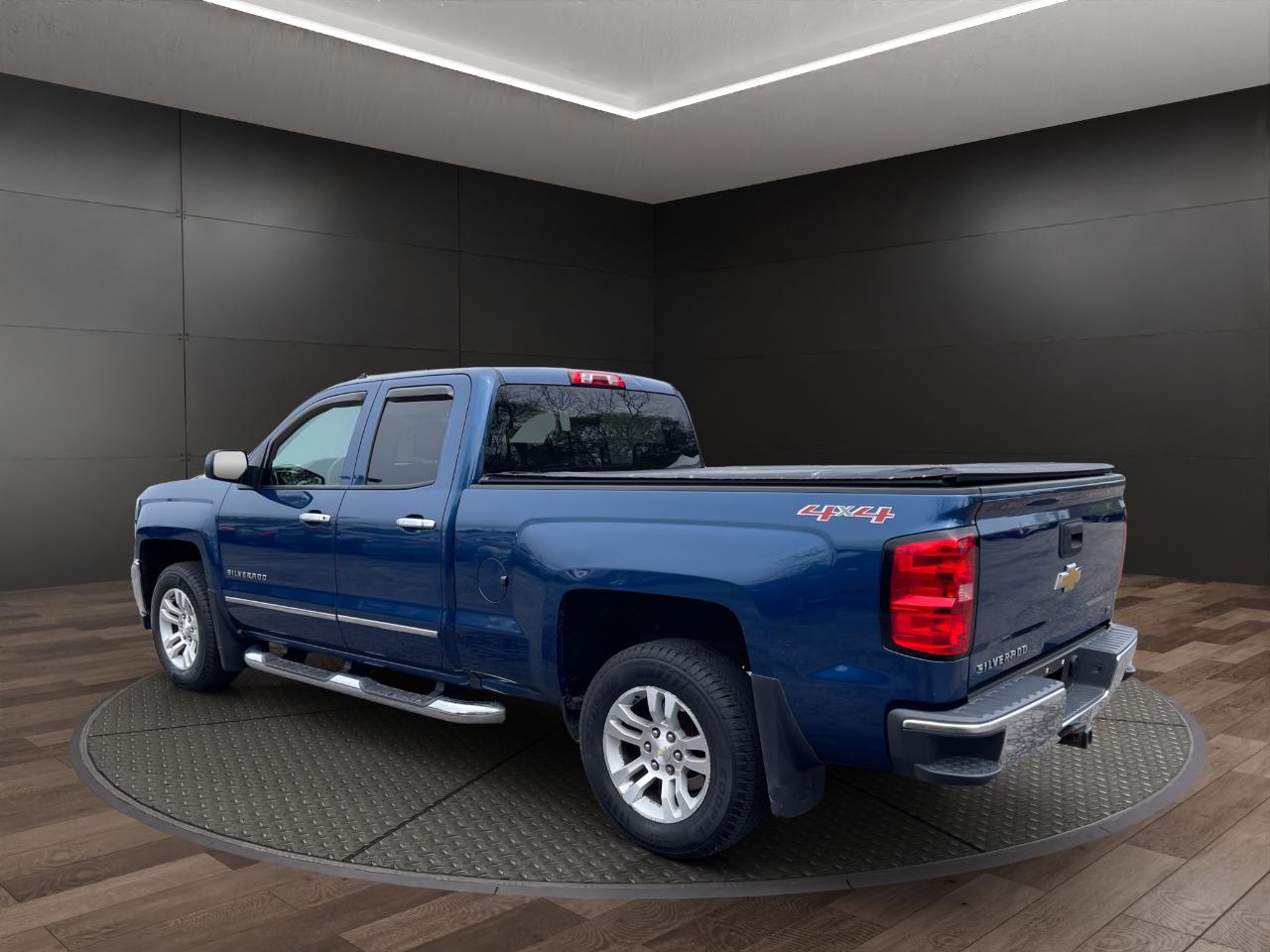 Chevrolet Silverado 1500 4WD Double Cab 143.5" LT w/1LT 2017