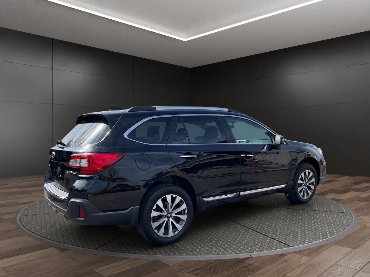 Subaru Outback 2.5i Touring 2019