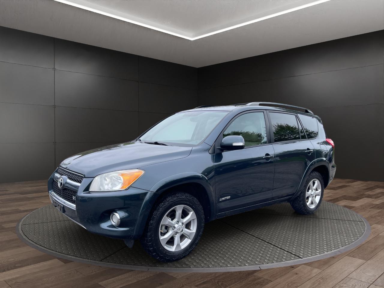 Toyota RAV4 4WD 4dr V6 5-Spd AT Ltd (Natl) 2010