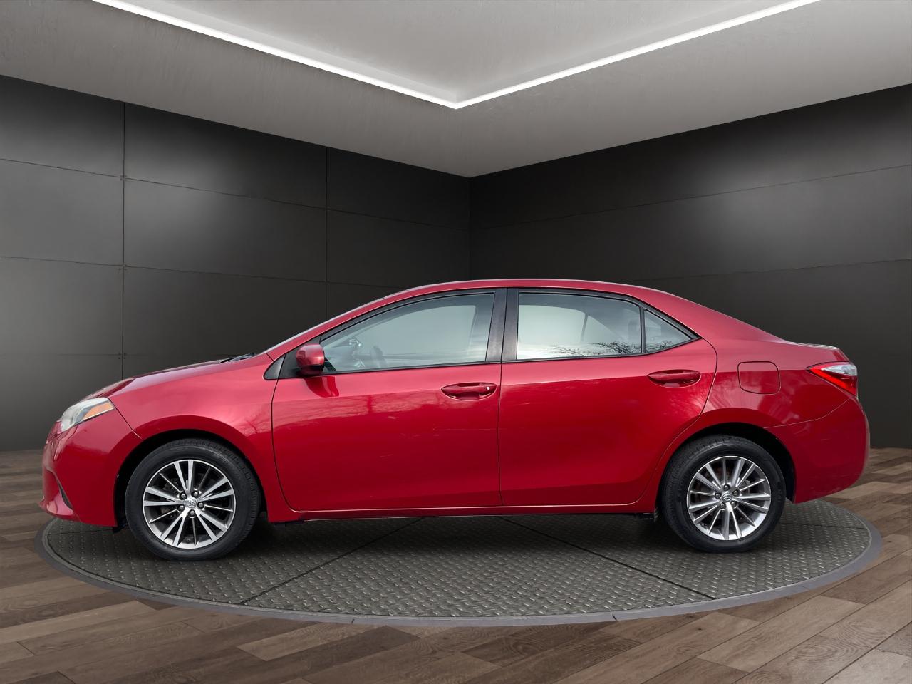 Toyota Corolla 4dr Sdn CVT LE Premium (Natl) 2014