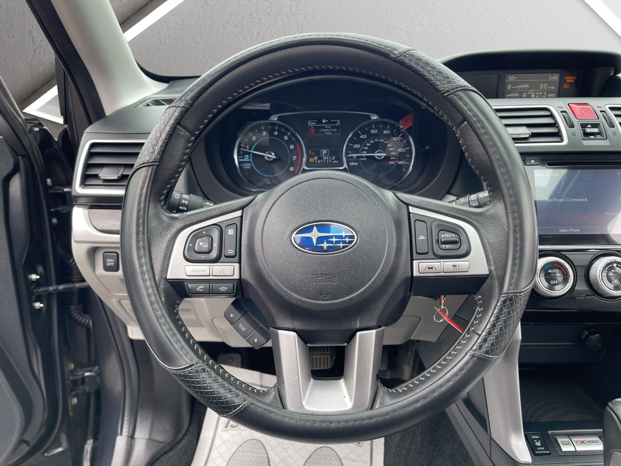 Subaru Forester 2.5i Limited CVT 2017