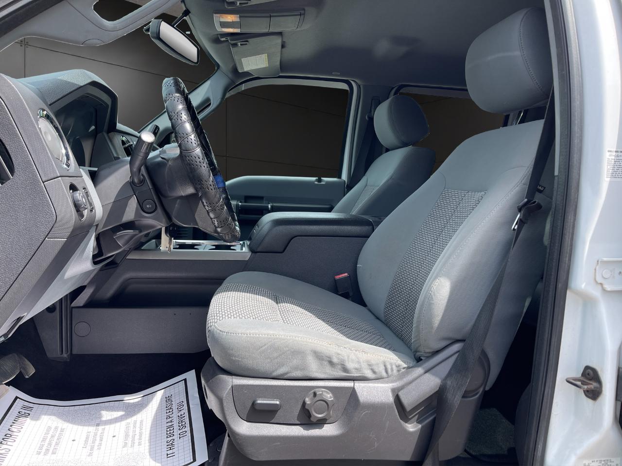 Ford Super Duty F-350 SRW 4WD Crew Cab 156" XLT 2015