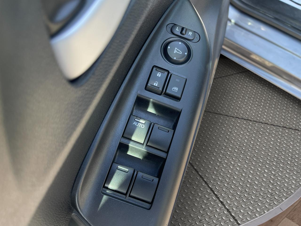 Honda Fit LX Manual 2017