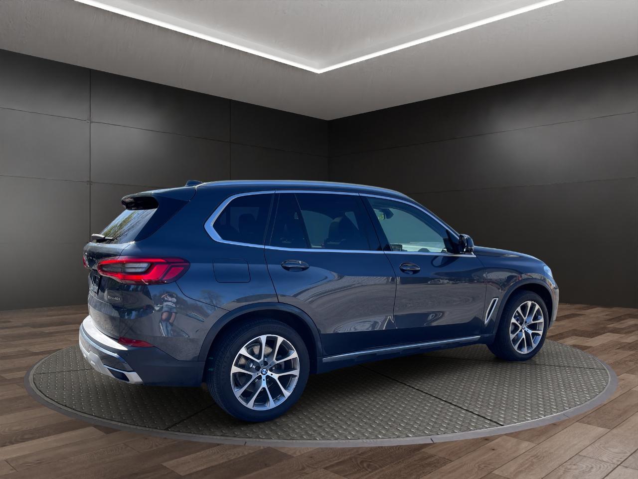 BMW X5 xDrive40i Sports Activity Vehicle 2020