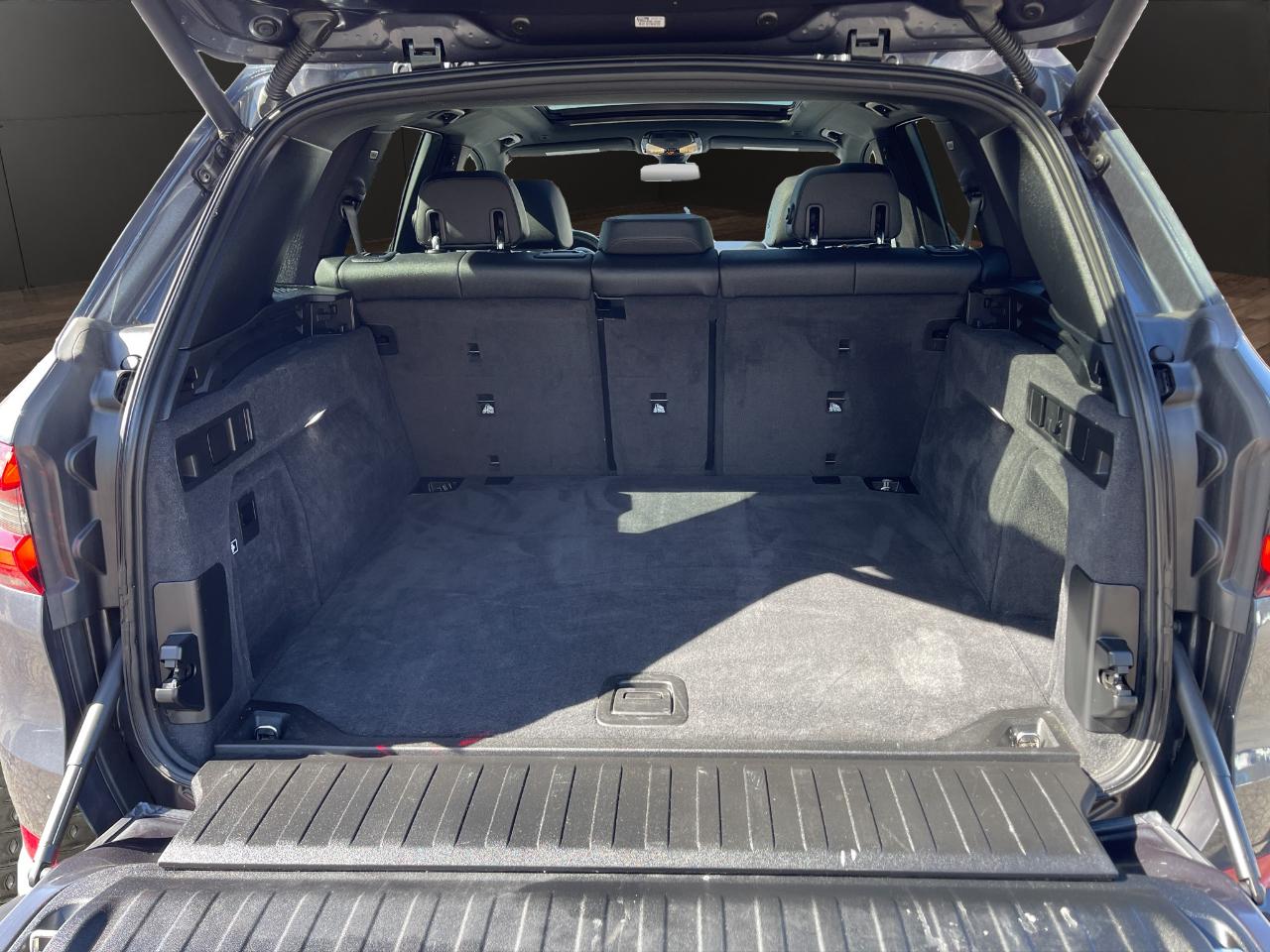 BMW X5 xDrive40i Sports Activity Vehicle 2020