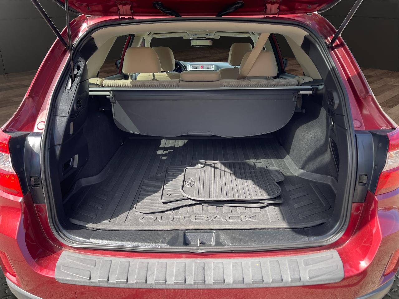 Subaru Outback 4dr Wgn 2.5i Premium PZEV 2016