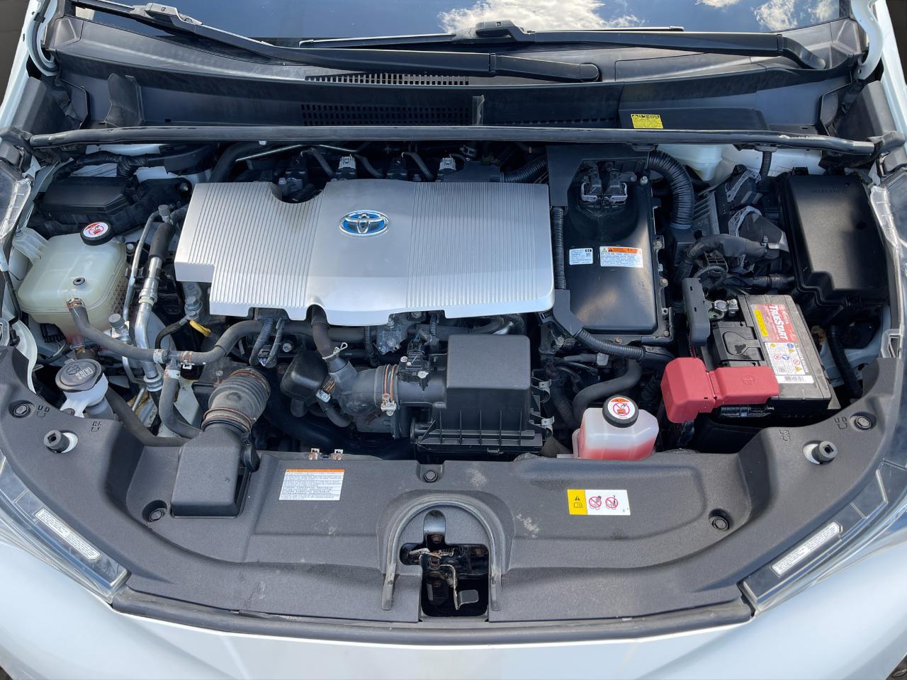 Toyota Prius Three Touring (Natl) 2017